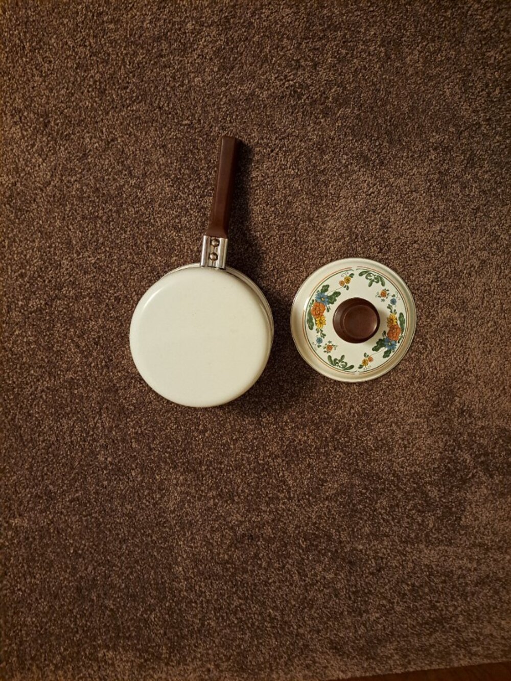 Villeroy & Boch vintage enamel saucepan featuring iconic "Alt Amsterdam" pattern - Picture 4 of 14